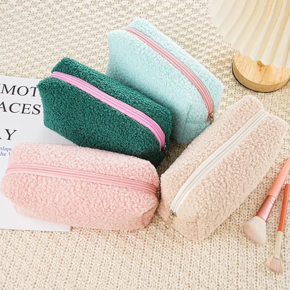 Bolsa de maquillaje de Color fresco de alta calidad, bolsa de almacenamiento de cosméticos multifuncional de felpa, organizador de artículos de tocador de gran capacidad