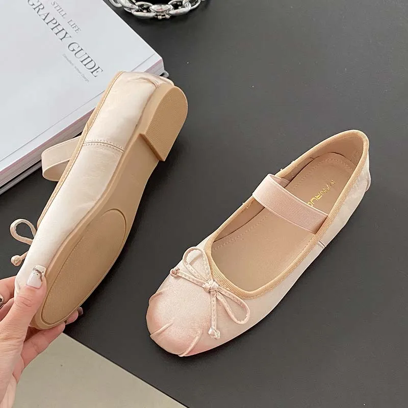 Senhoras ballet flats novo em sandálias femininas lolita casual fora 2024 atutmn moda slides borboleta-nó feminino mary jane sapatos