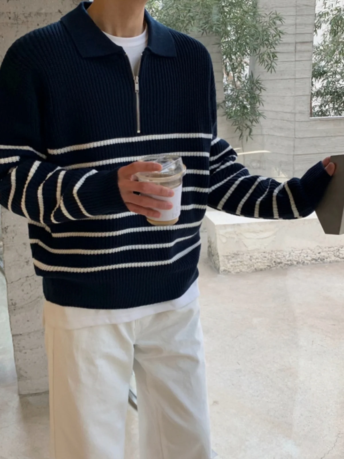 

Мужской свитер свободного кроя с длинным рукавом, вязаный, повседневный, с воротником, осенне-зимний, в корейском стиле, на молнии, в полоску, для молодежи