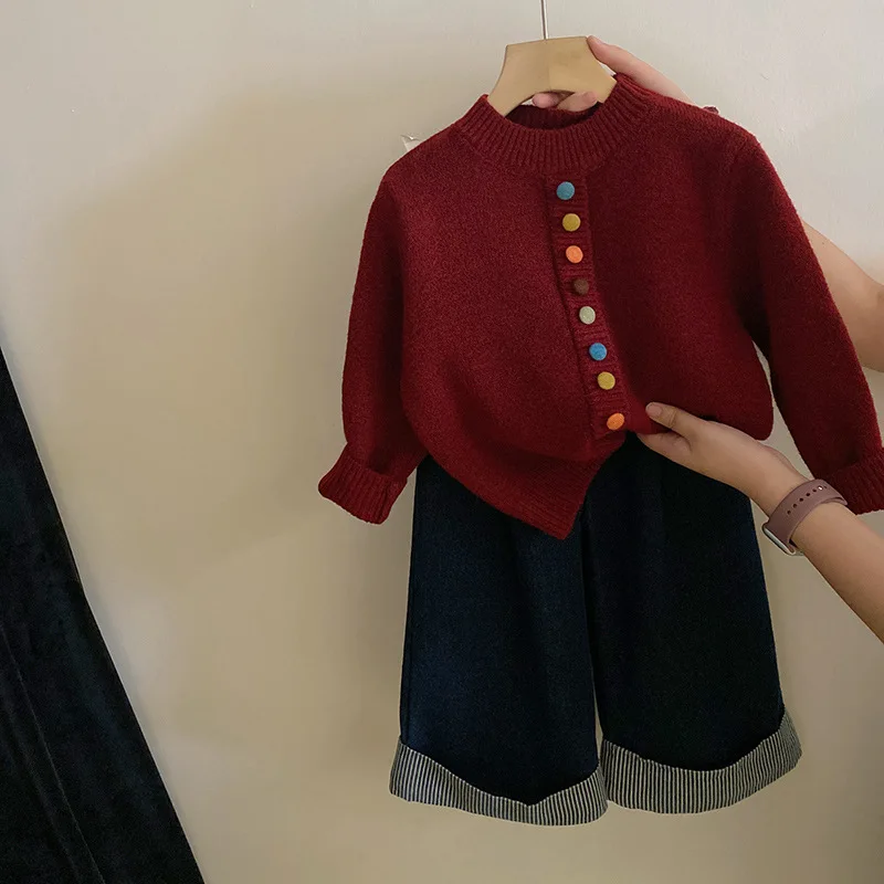 

Girls Suit 2024 Autumn New Childrens Wear Korean Style Color Button Knit Sweater Stripe Stitching Plus Fleece Jeans Two-piece