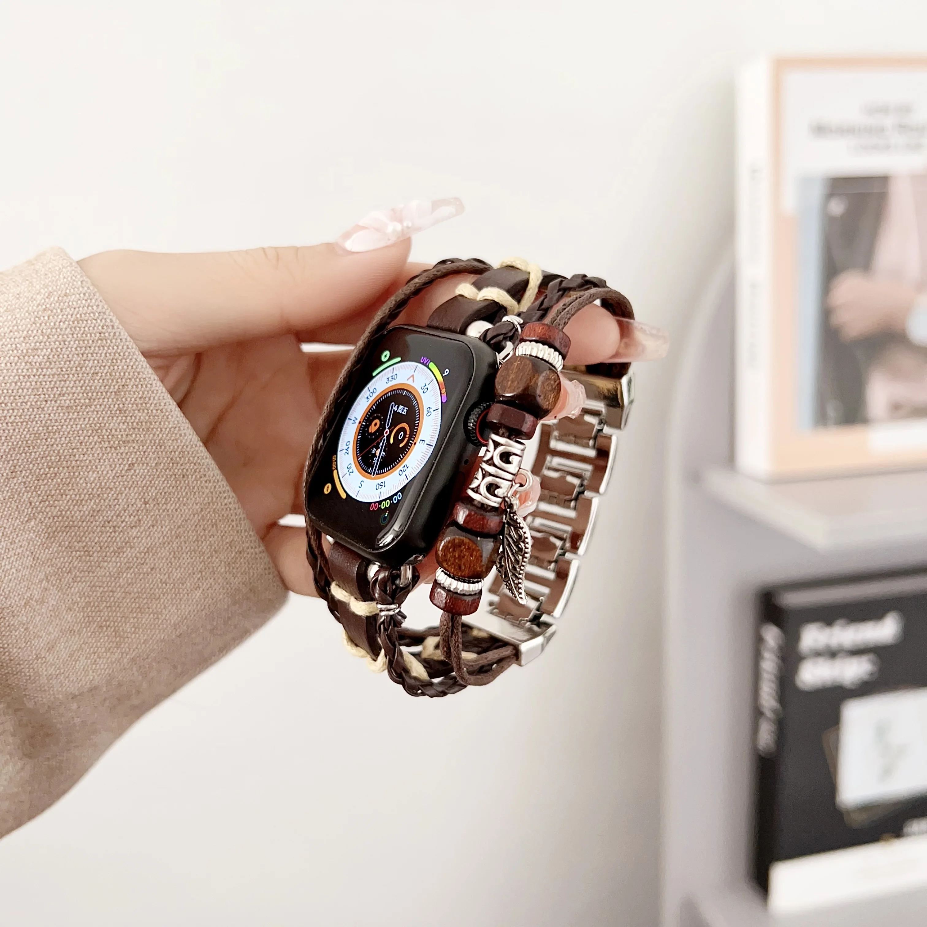 حزام معدني لسلسلة سوار المجوهرات لساعة Apple لساعة Iwatch 9876453   Ultra38 40 41 42 44 45 49 ملم معصم عصري للرجال والنساء