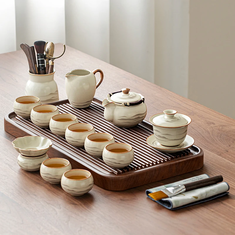 Light luxury high-end hand-held pot brewing tea set, a set of tea table