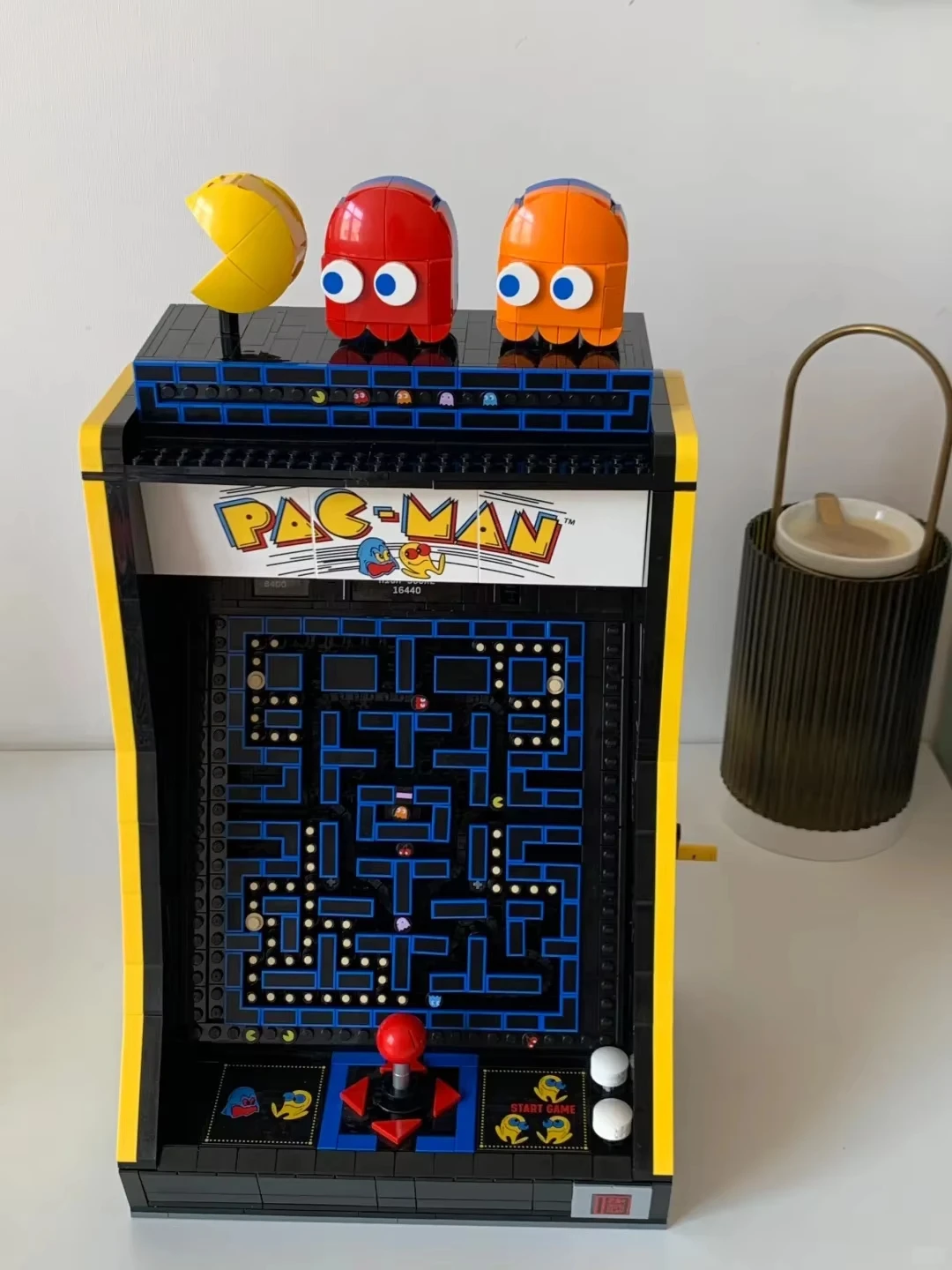 

Набор строительных блоков Fall Guys (2650 деталей) для подарков, коллекций, веселой сборки, креативного декора, совместим с 10323