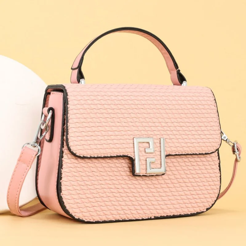 

Chic Women's Handbag, Premium Leather Shoulder Bag, Crossbody Tote With Customizable Monogram