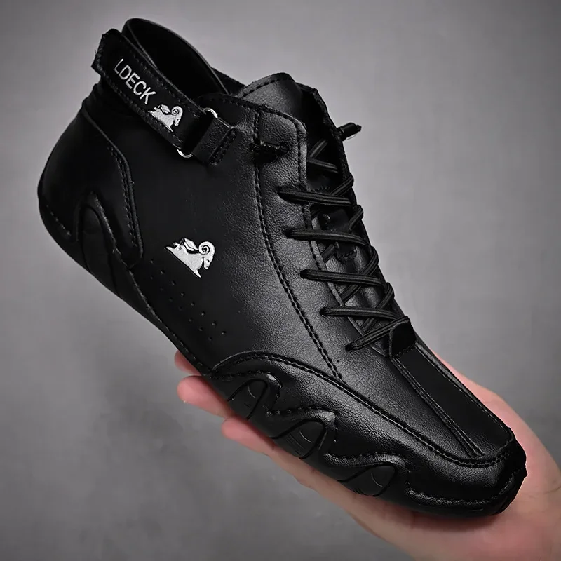 Sneakers Men Casual Shoes Man High Top Sneakers Winter Warm Designer Fashion Loafers Lace Up Shoes Men Boots 2024