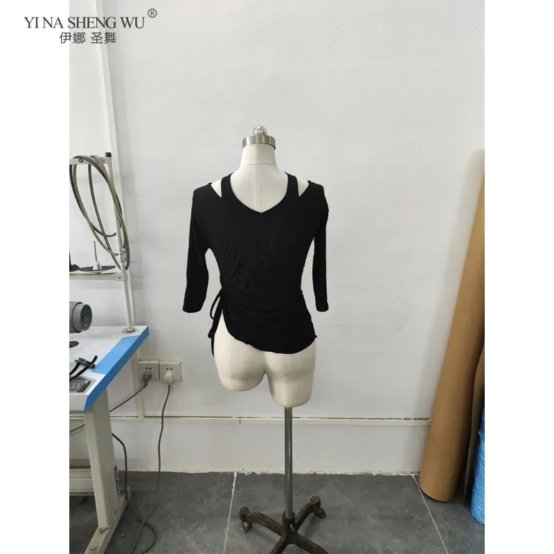 女性のベリーダンスパフォーマンスコスチュームモーダル練習トップスカーフストラップデザイン初心者向けダンス服女性ダンサー向け