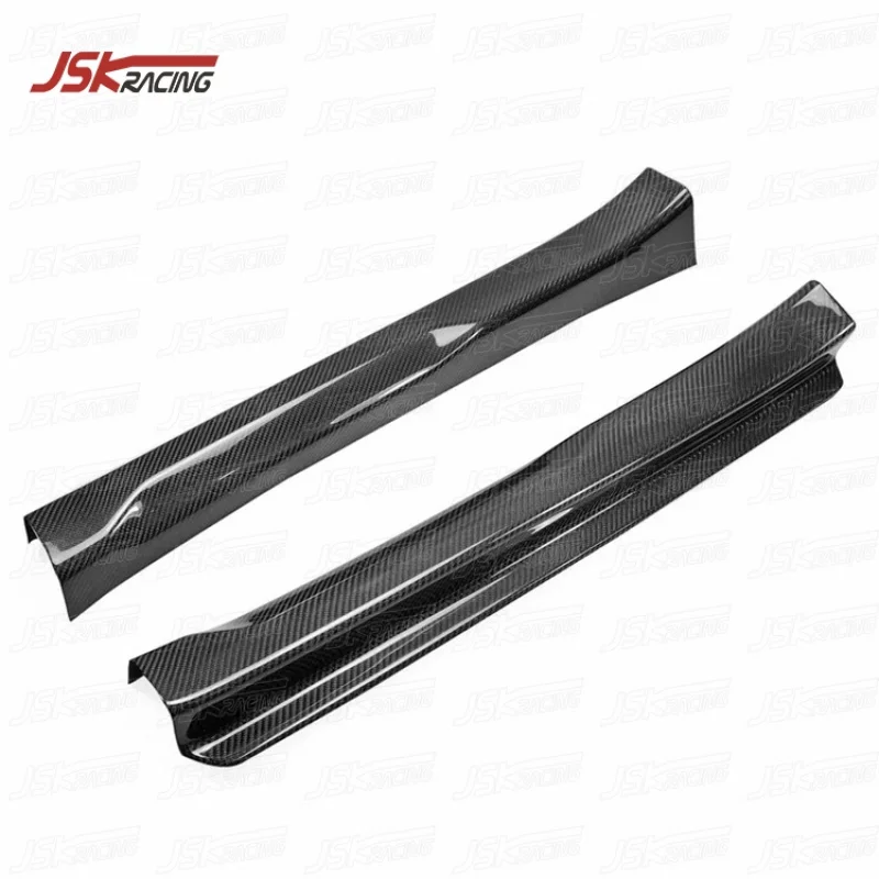 

Накладки на пороги из карбона для Mazda MX5 ND 2015-2018 годов