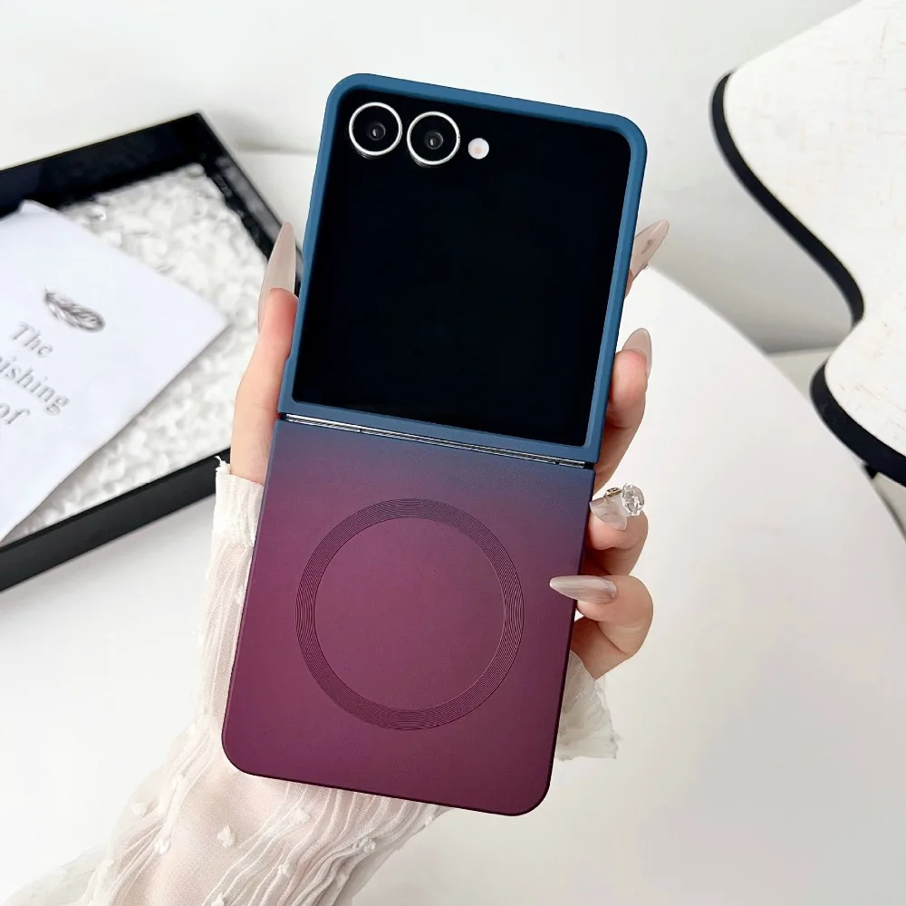 

Магнитный чехол Magsafe с градиентом цвета для Samsung Galaxy Z Flip 7 FE 6 5 4 3 5G Flip6, мягкий силиконовый чехол с беспроводной зарядкой