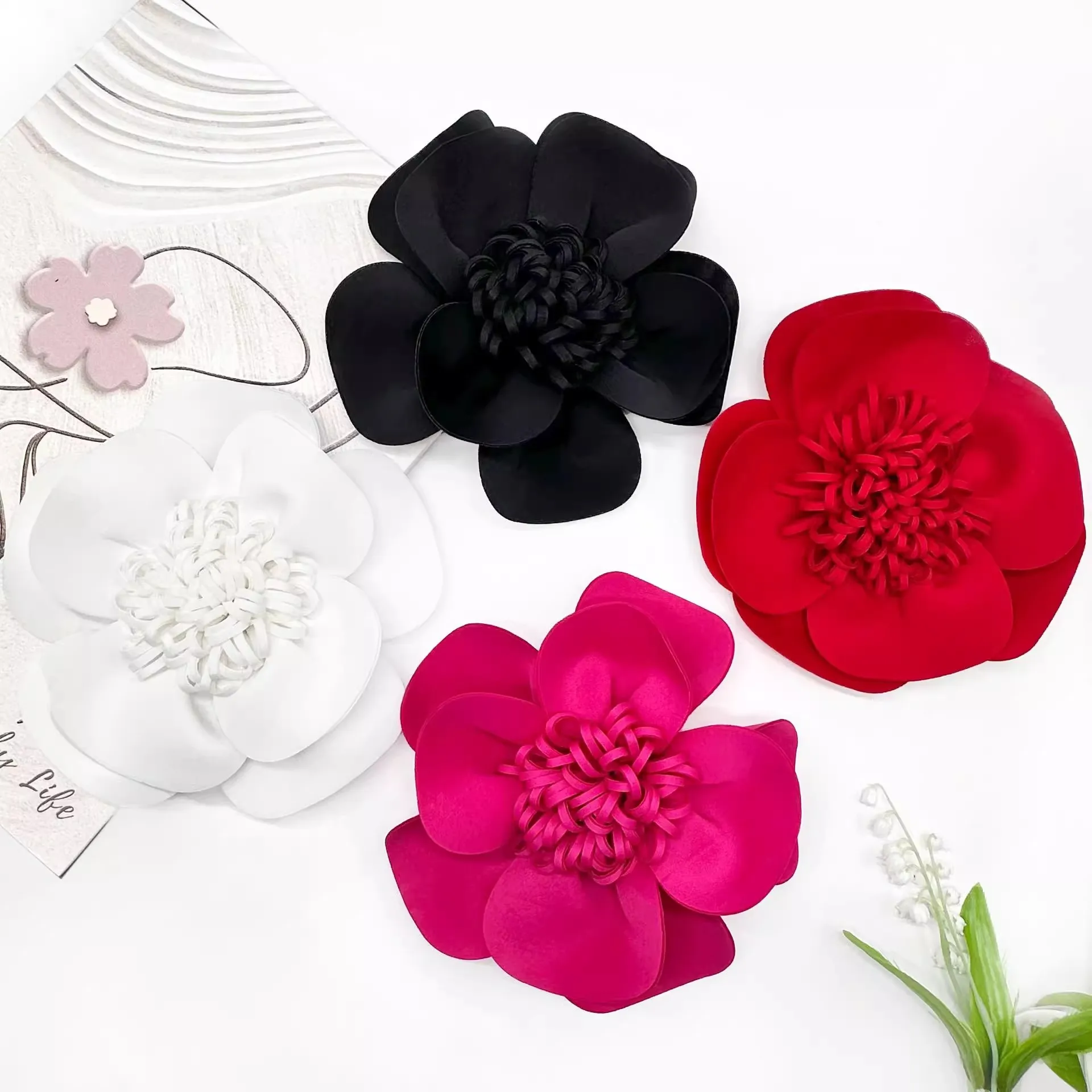 

iron on patches 3D flower patch DIY Clothing, formal dresses, and dress materials parches velcro mochila