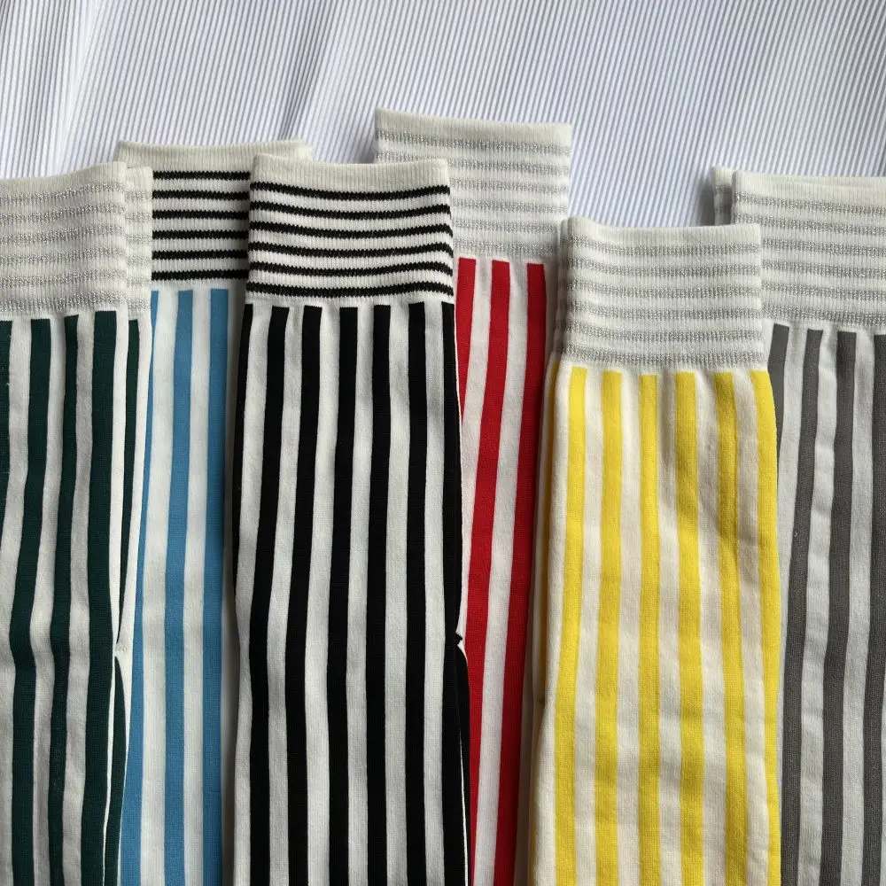 Bunte Gekämmte Baumwolle Kappe Socken Gestreiften Retro Mode frauen Tabi Socken Harajuku Japanischen Mittleren Rohr Sport Split Toe Socken – Detail 5