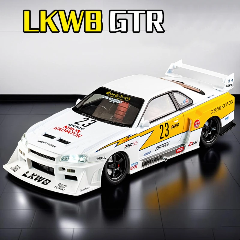 1:18 نيسان GTR R34 سكايلين S15 LBWK سبيكة نموذج سيارة لعبة Diecasts صب المعادن الصوت والضوء سيارات لعب للأطفال مركبة