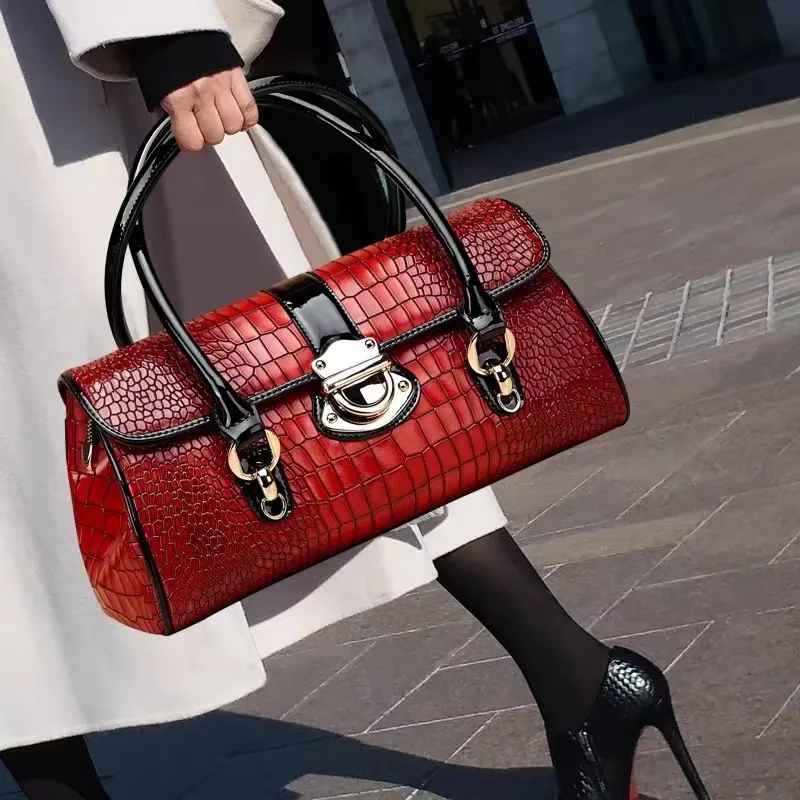 

Aidrani New women's crocodile patterned large handbag, fashionable red bag, made of cowhide material