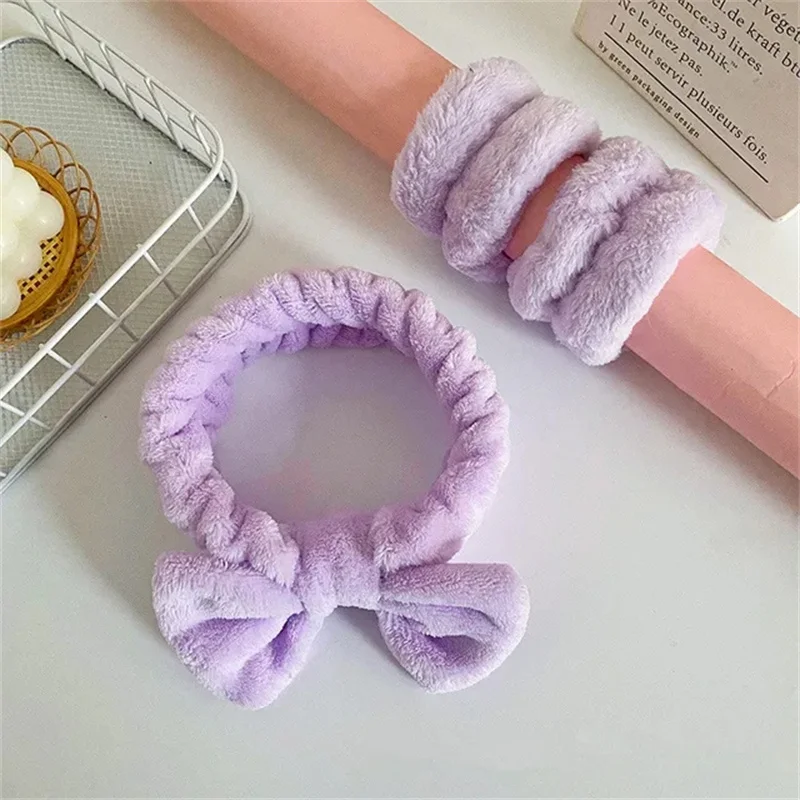 15pcs Facial Makeup Tools Set Soft Washable Face Body Powder Puff Makeup Sponge With 1pc Bowknot Headband and 2pcs Wristbands