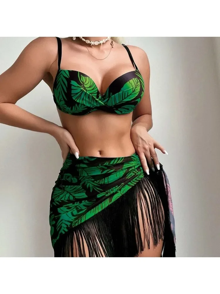 Leaf Printed Bikini Three Piece Sets Sexy High Waisted Swimsuit Hot Trend with Fringe Cover Up Skirt for Beach Vacation 2024 New