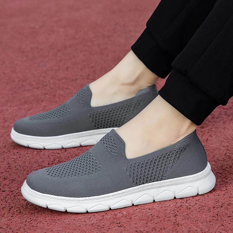 

Men Walking Shoes Light Comfortable Summer Mesh Loafers Sports Outdoor Flats Breathable Fitness Soft Sneakers Big Size 39-45