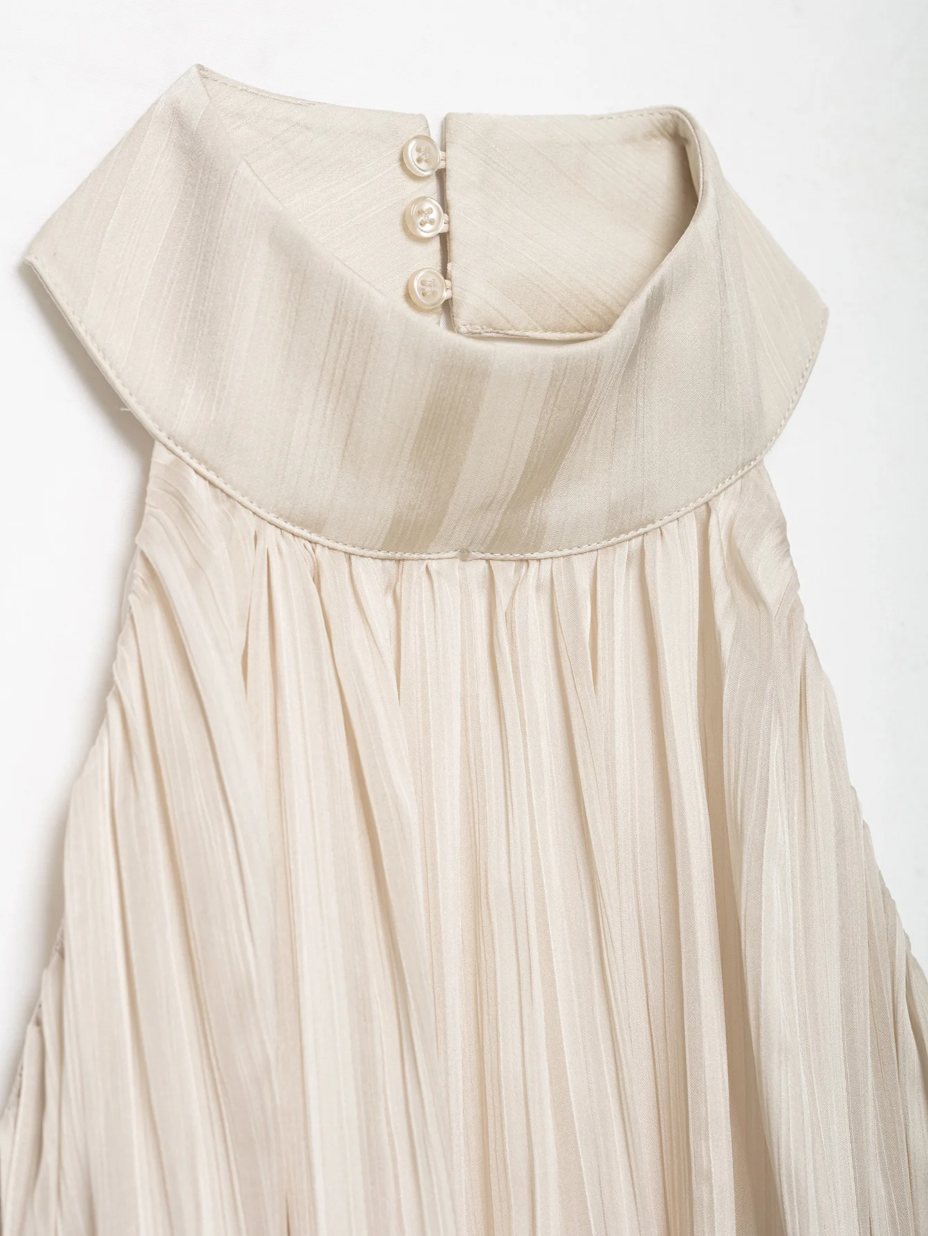 KONDALA Schickes Beige Sexy 2026 Damen-Top Sommer Neckholder-Plissee-Top Elegantes Rückenfreies Modisches Ärmelloses Damen-Oberteil – Detail 6