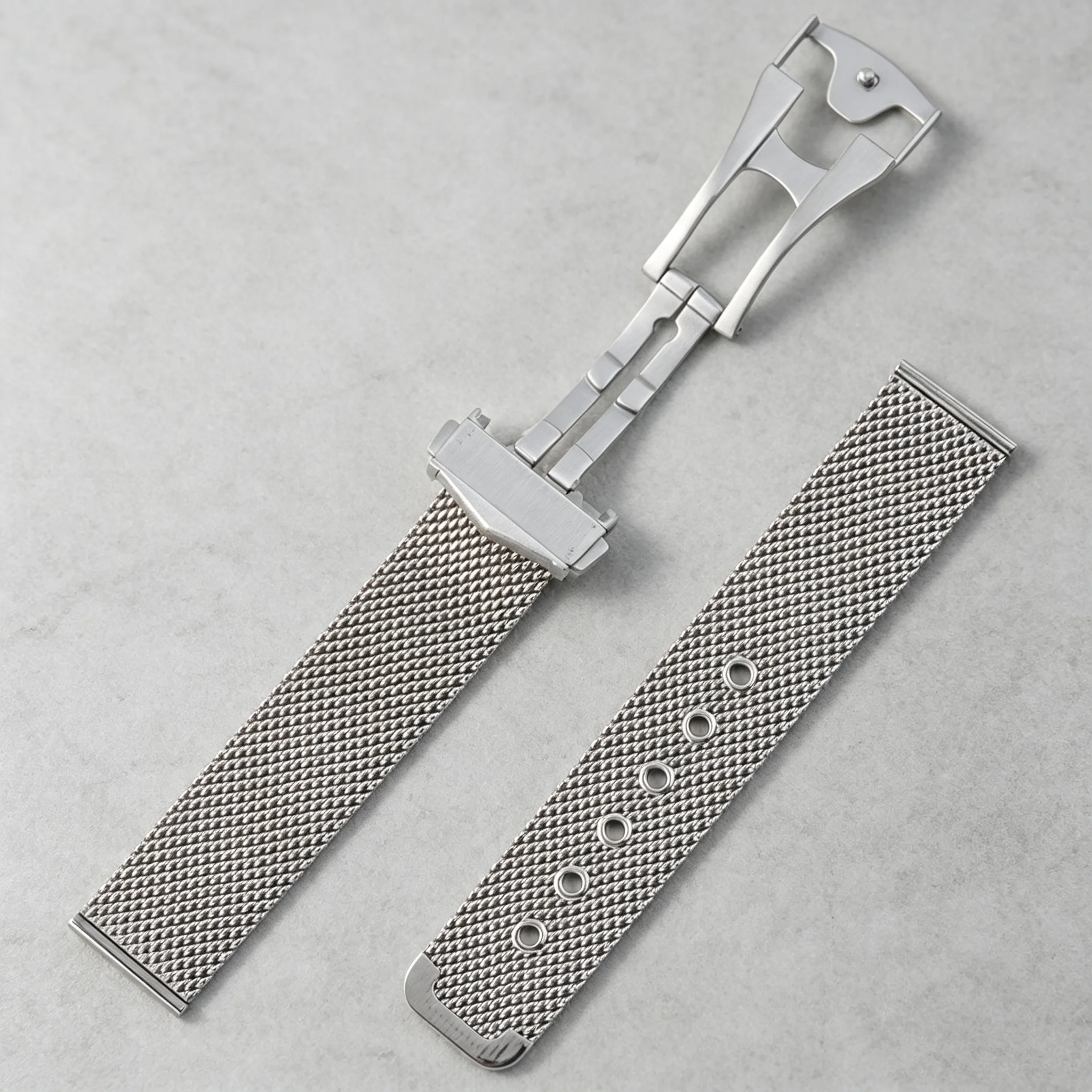 For Seamaster 300/600 Watchband 20mm Silver Mesh Strap Breathable Business Bracelet Flat Interface Stainless Steel Watch Strap