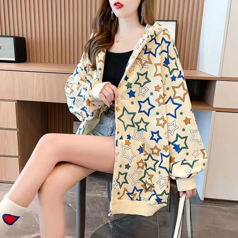 

Женский топ с капюшоном и рисунком звезд, пальто на молнии, эмо, корейский модельер, одинаковые женские толстовки большого размера Kpop, толстовки