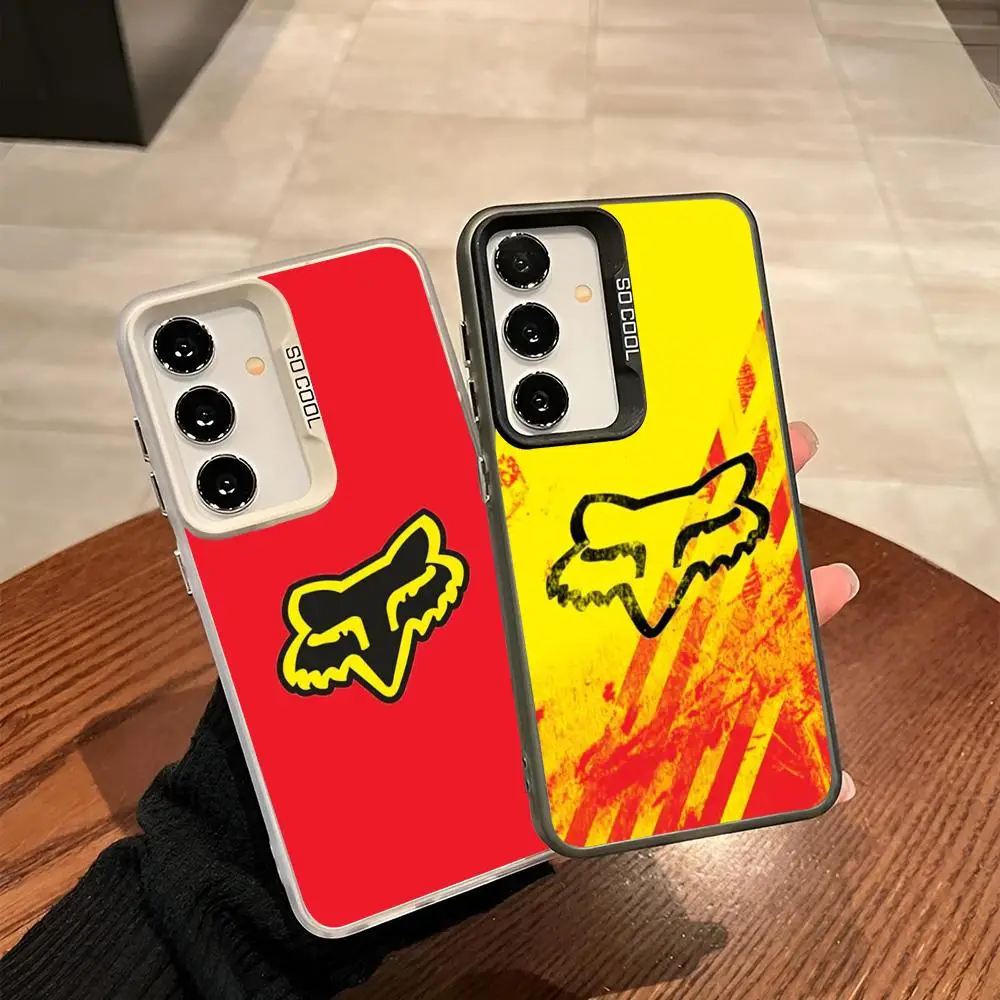 Cartoon Motorcycle Racing Foxes Phone Case For Samsung Galaxy S26 S25 S24 S23 S22 S21 S20 Ultra Plus Fe colored silver Cover