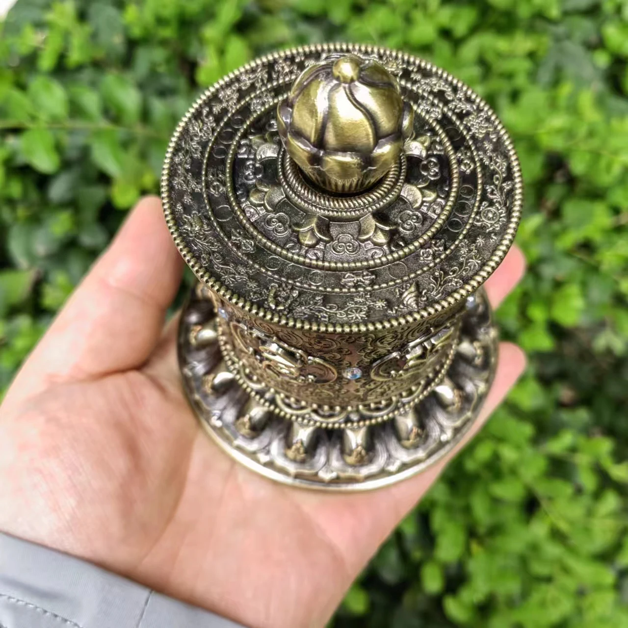 Tibetan Buddhist Handcrafted Prayer Wheel Wall Hanging Nepal Om Mani Mantra Copper Held Prayer Wheel  Tibetan Prayer Wheel for