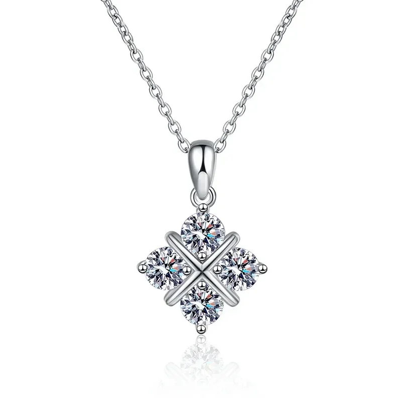 

18K platinum diamond pendant plated with PT950 platinum moissanite necklace dream catcher cross with simple temperament