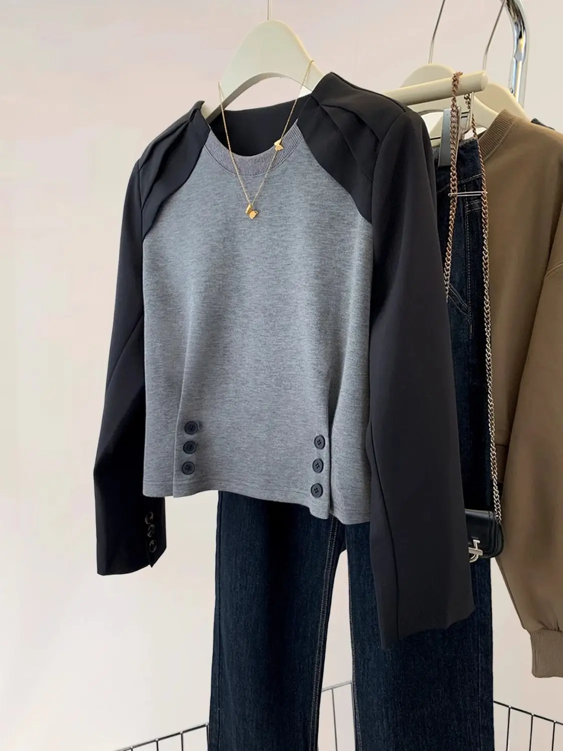 Sudadera corta de manga raglán con bloques de Color para mujer, nueva camiseta pequeña de manga larga para primavera