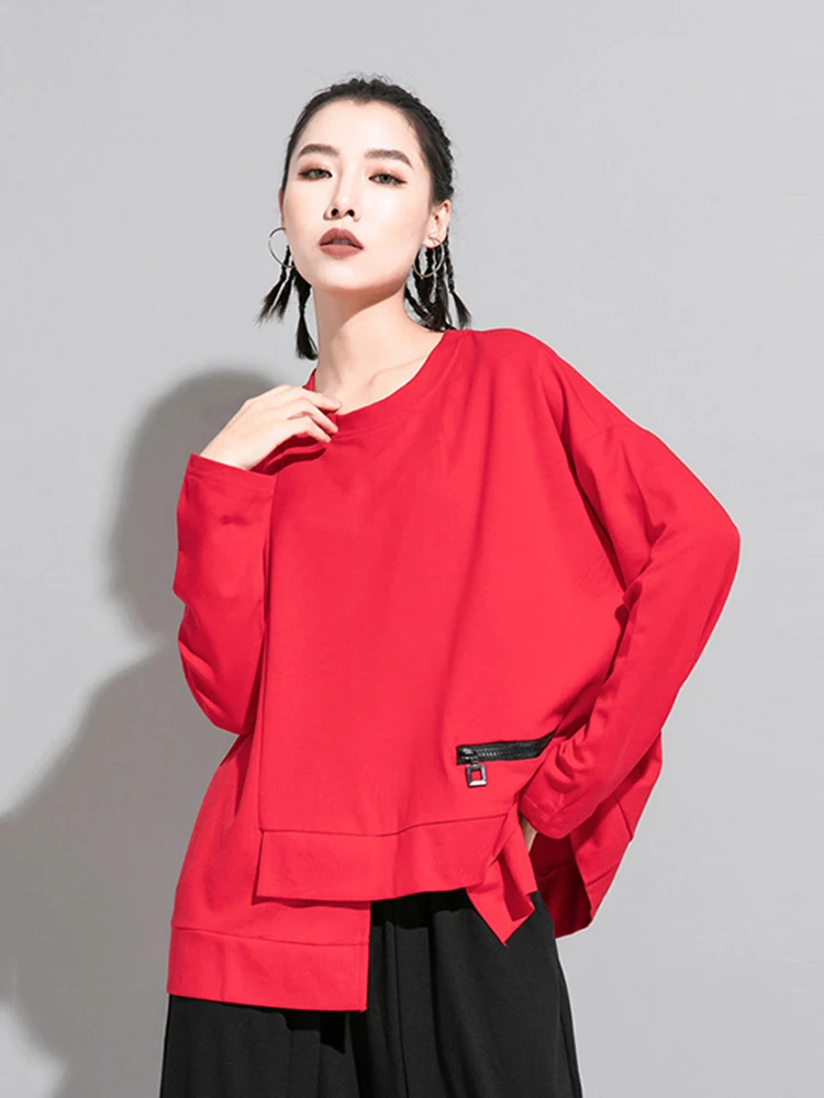 [EAM] Women Red Irregular Split Joint Big Size T-shirt New Round Neck Long Sleeve  Fashion Tide  Spring Autumn 2024 1DA605