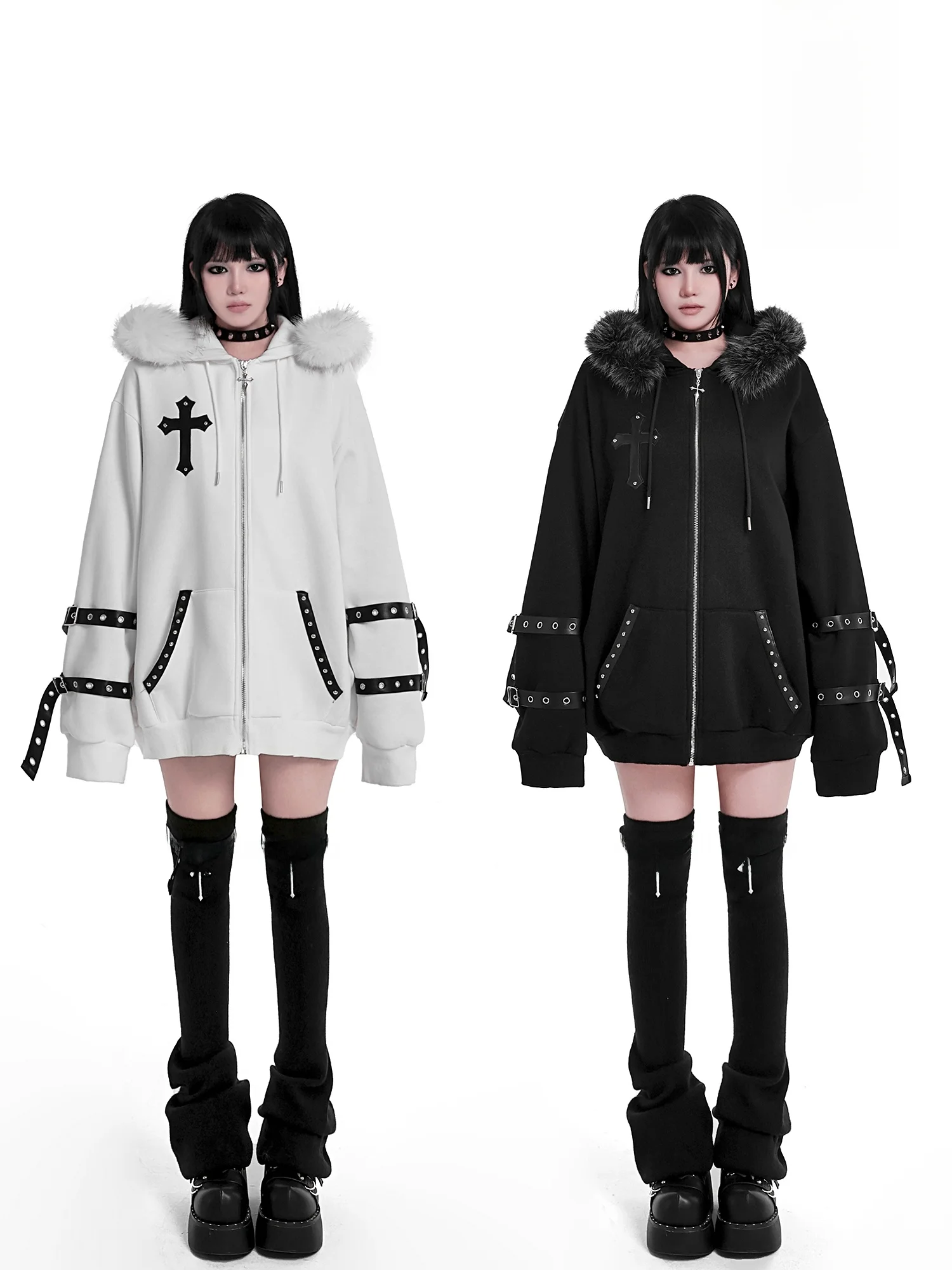 

Куртка-худи из кожи с меховым воротником и нашивками в стиле готического дьяволёнка, свободного кроя, из смесового хлопка, для зимы