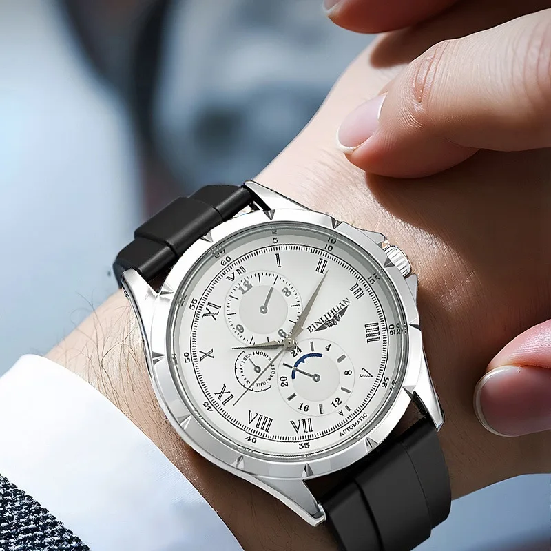 New Fashion Luxury Man Higt Quality Silicone Watch Men Business Quartz Watches Students Sports Wristwatches Gifts Top Male Clock