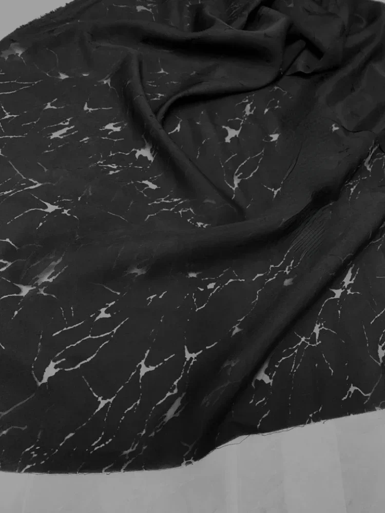 

Black Lightweight Slightly Stiff Organza Fabric for Designer Fashion Apparel Diy Sewing Material Cloth fabrics