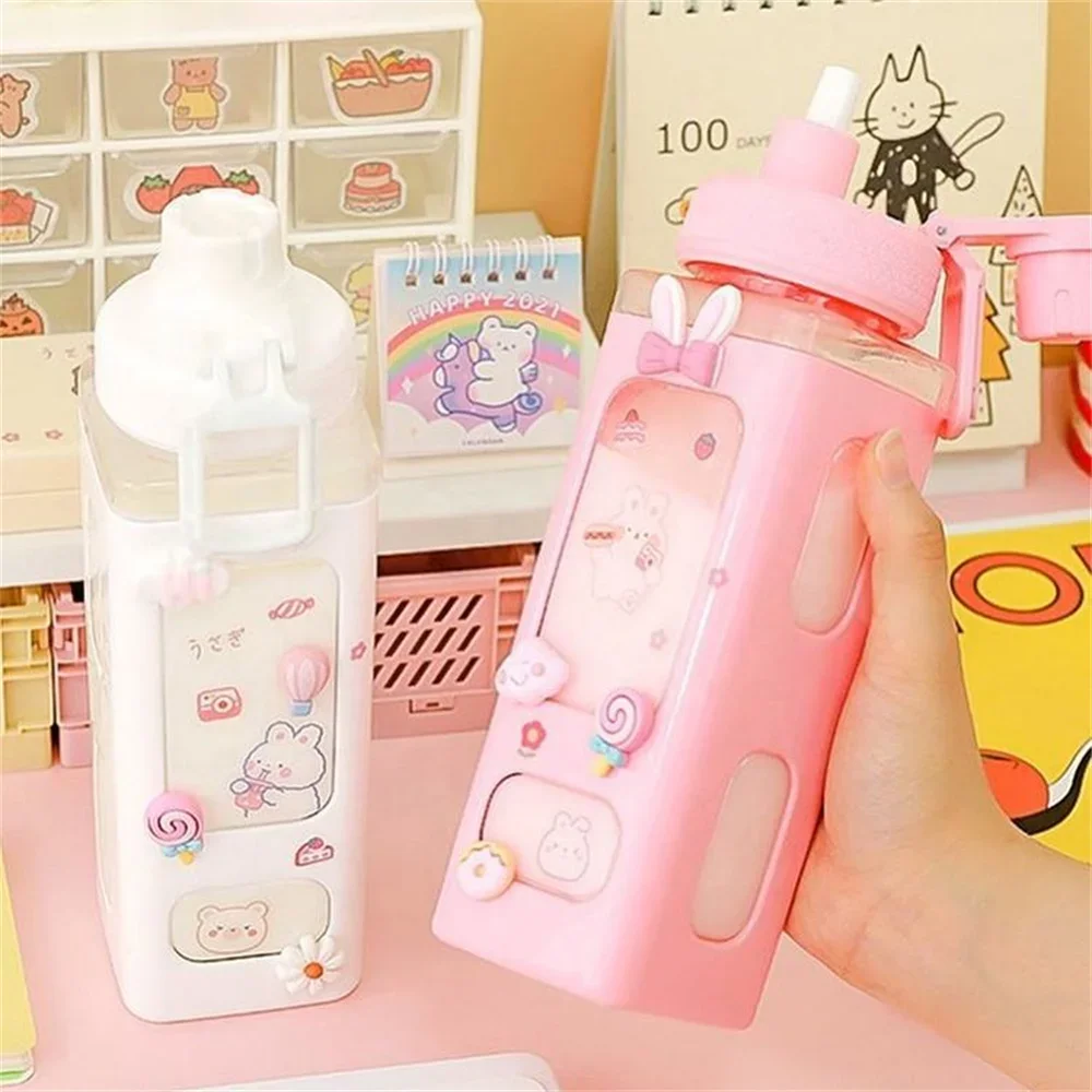 700ml/900ml Kawaii Shaker Water Bottle With Straw Sticker Cute BPA Free Plastic Tea Milk Portable Gourde Drink Bottle For Girl