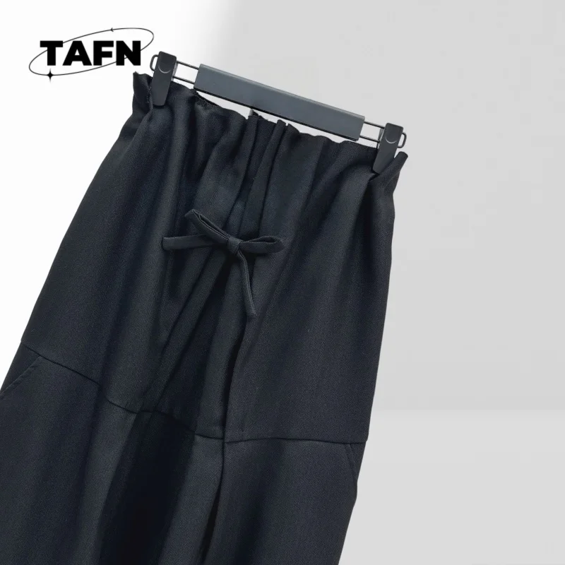 Elegancka, codzienna mini spódniczka damska z wysokim stanem, estetyczny design, bawełniana spódnica damska, codzienna mini spódnica z wysokim stanem, styl AI1325