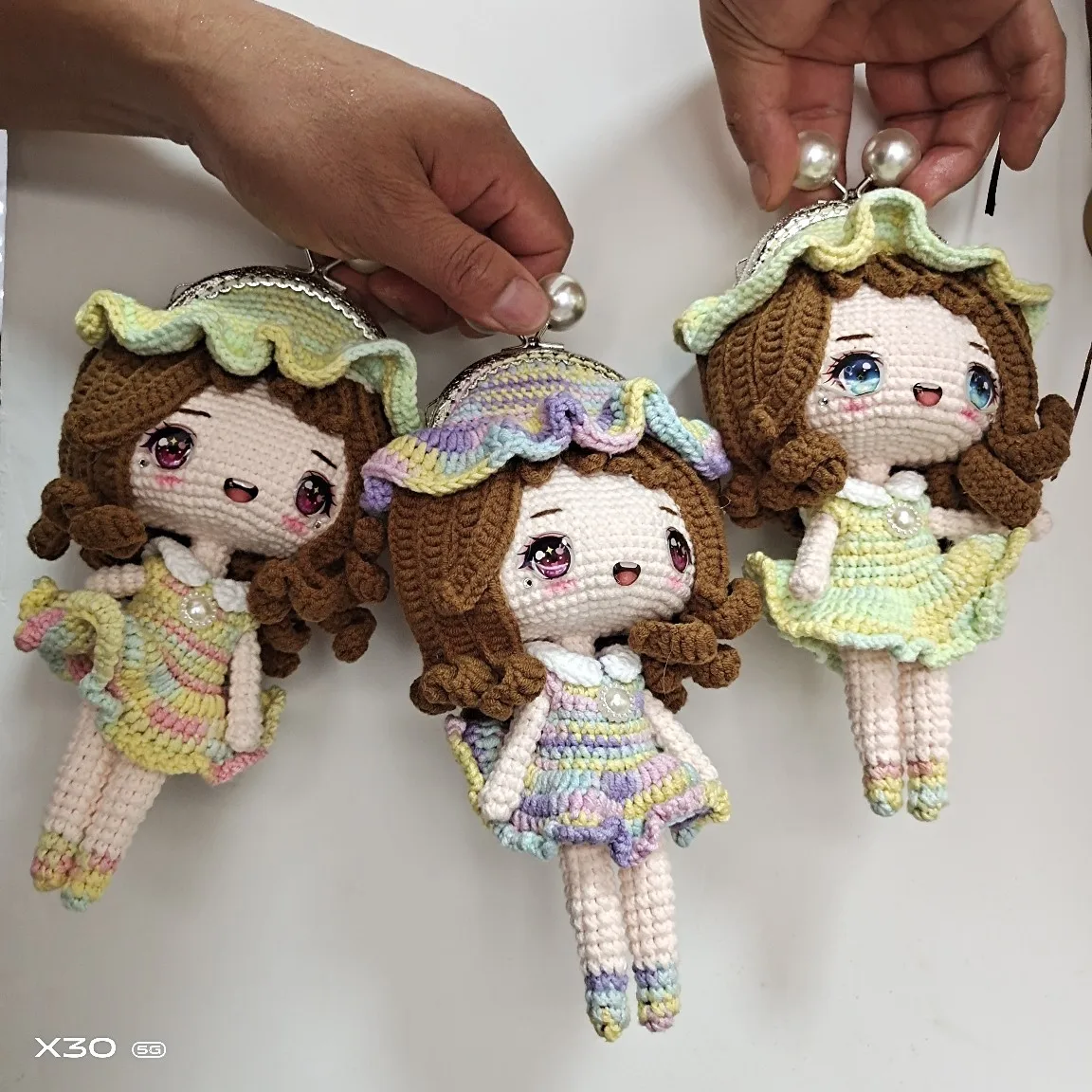 DIY ถักการ์ตูนเจ้าหญิงรูปมือย้อมด้าย8.5 Gold Slung Creative กระเป๋า/ตุ๊กตา