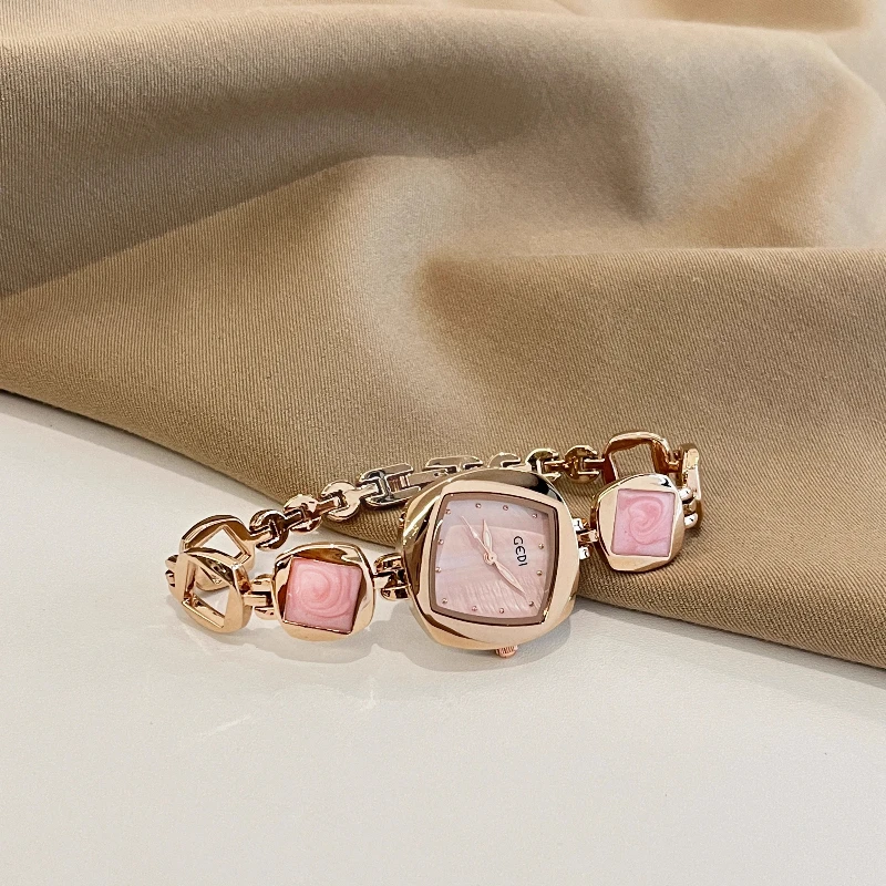 Simple classic trend women's watch light luxury elegant niche waterproof 2025 new quartz watch birthday gift