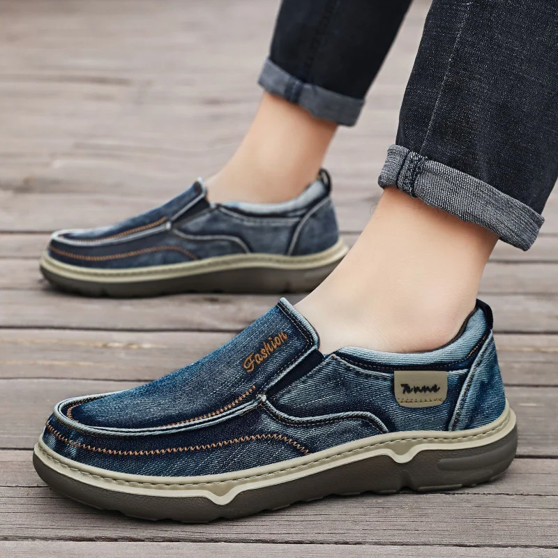 Men's casual old Beijing cloth shoes washed denim soft sole lightweight one foot canvas shoes sports shoes