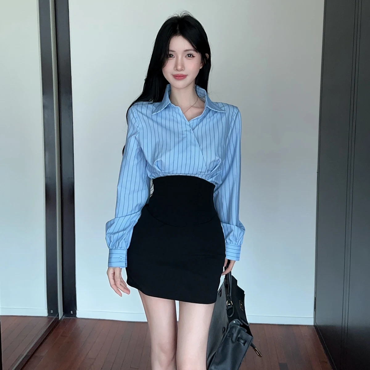 Pure Desire Spicy Girl V-ne Stripe Casual Profional irt Set Vita alta Fibone ort Gonna Autunno Inverno Faion Ense...