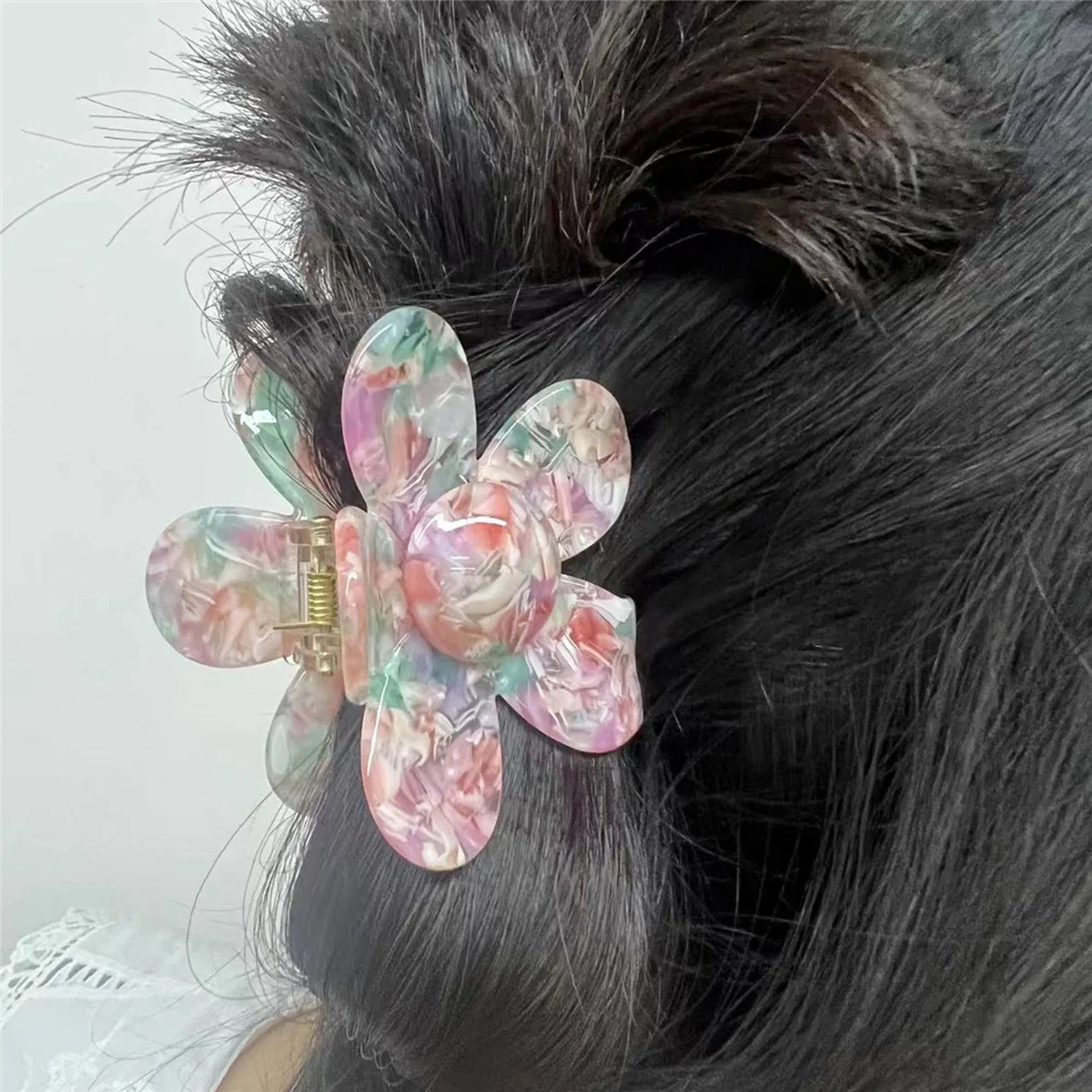 2.75 Inch Acetate Flower Hair Clips Cute Daisy Hair Claw Clips for Thin Hair, Big Floral Claw Clips for Women & Girls