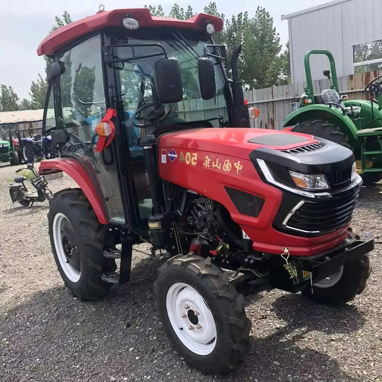 Farm Use Agricultural Tractors 50HP Mini Tractors with Tractors Disc Plough
