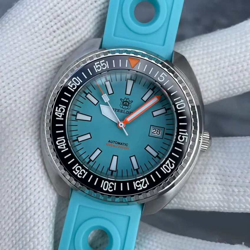 STEELDIVE Men Automatic Watch 49mm Mechanical Wristwatch Diver 100ATM Waterproof BGW-9 Luminous Sapphire Mirror NH35