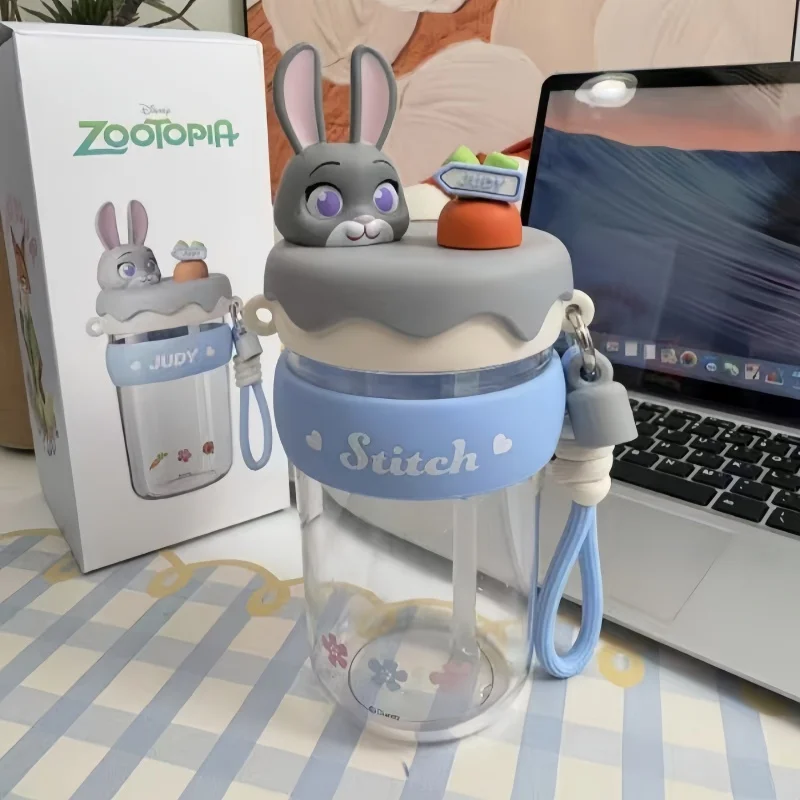 

2025 600 мл новая соломенная чашка Диснея с рисунком Джуди Ника Стич, летняя чашка для воды, студенческая чашка для молока, детские подарки на день рождения, Рождество