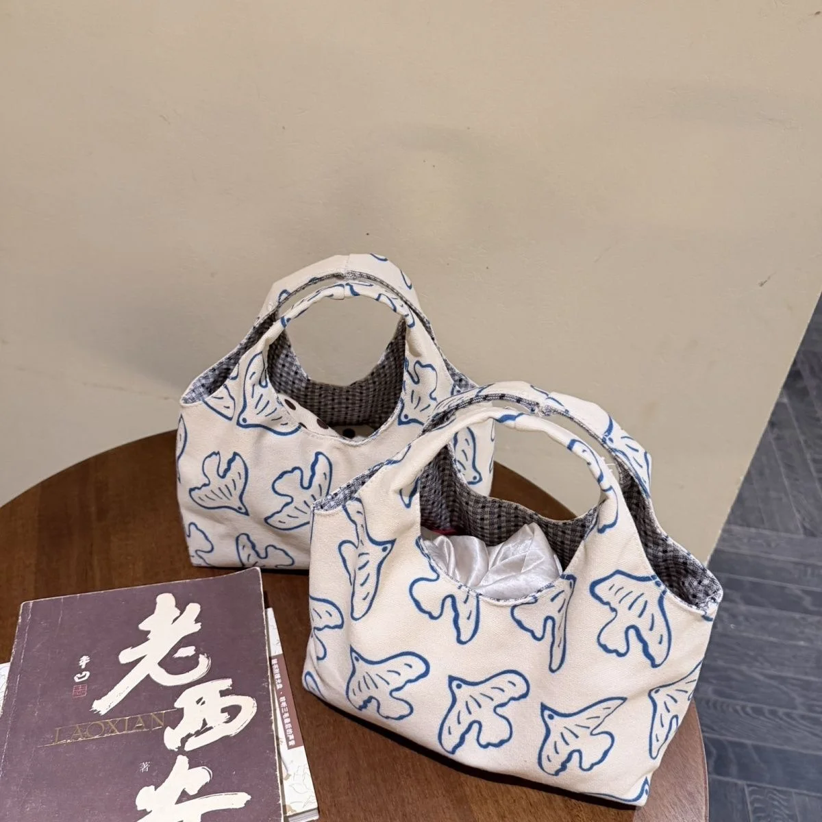 2026 New Fly Bird Canvas Bag Handheld Portable Large Capacity Commuting Lunch Box Bento Small Bag Youth Casual Fashion Bag