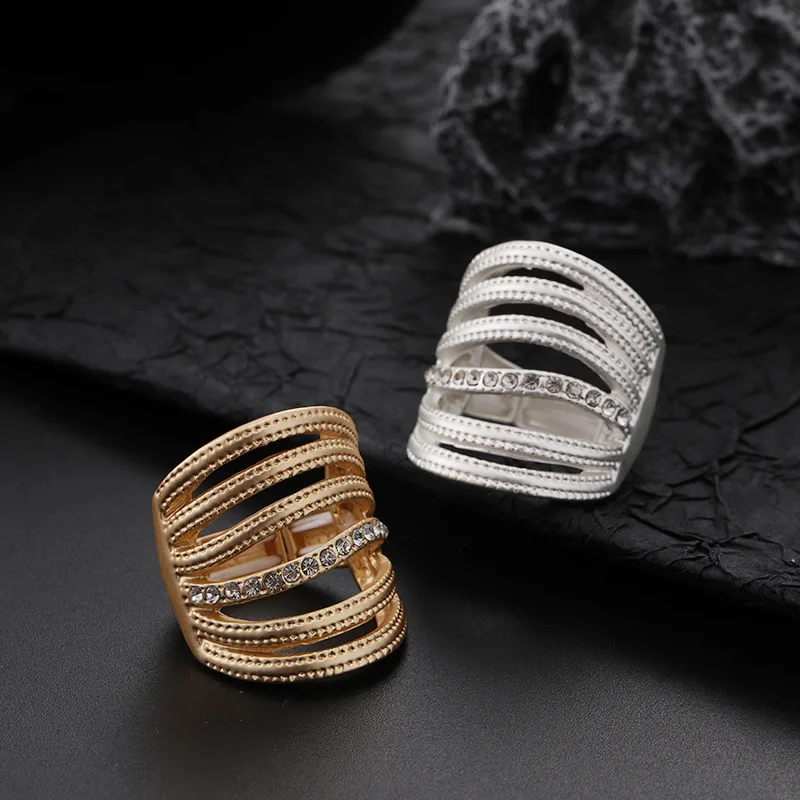 Rings, ring-shaped, high-end fashion, trendy women's jewelry, Europe and the United States