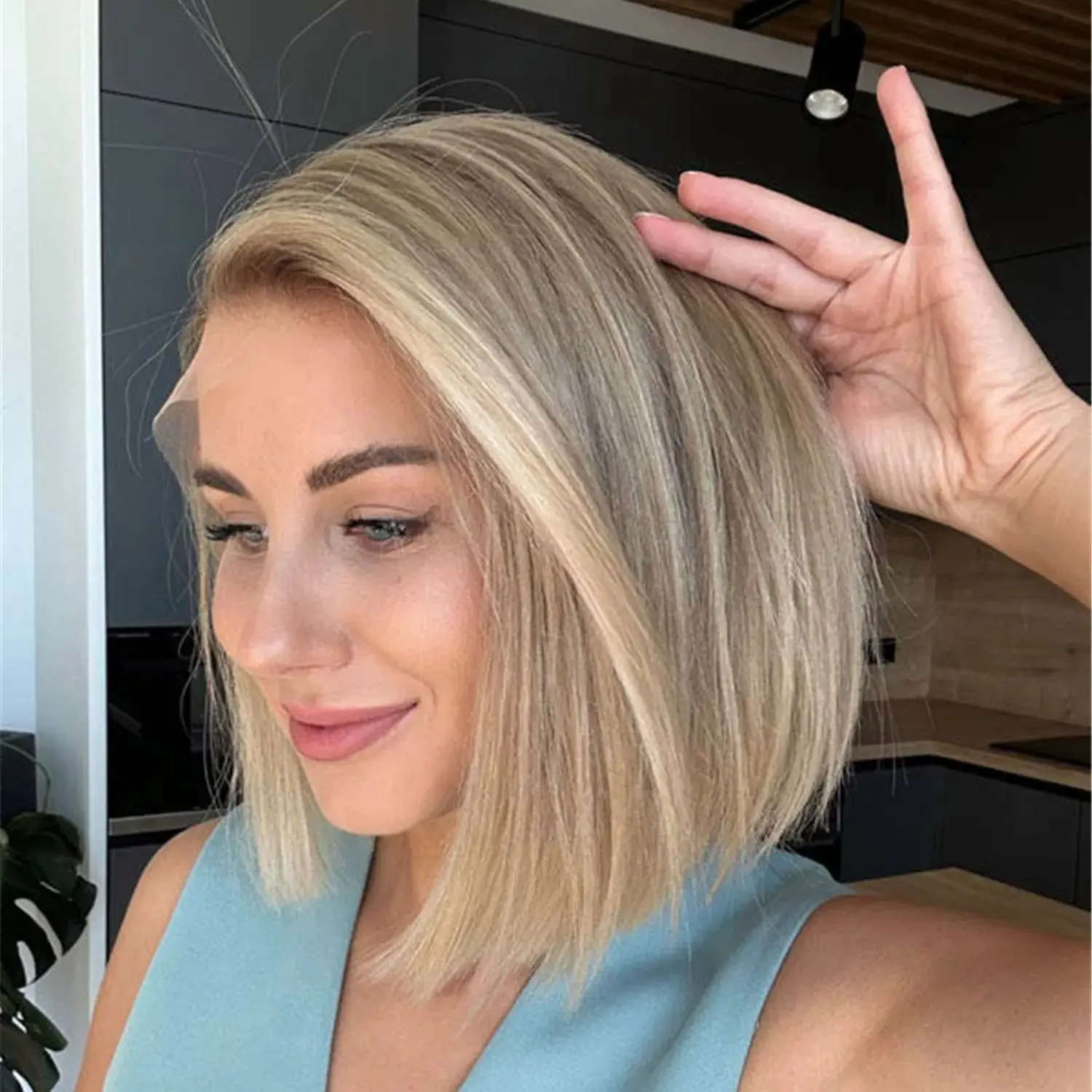 Light Blonde High Quality Synthetic Lace Wig Straight Soft Bob Glueless Lace Wig for Woman Realistic Look Hairline Short Hair