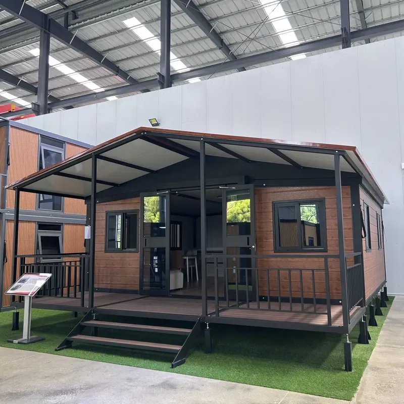 China Direct Manufacturer Foldable Container Home 20ft 2BR Full Bathroom Pre-installed Plumbing Electrical Modular Tiny House