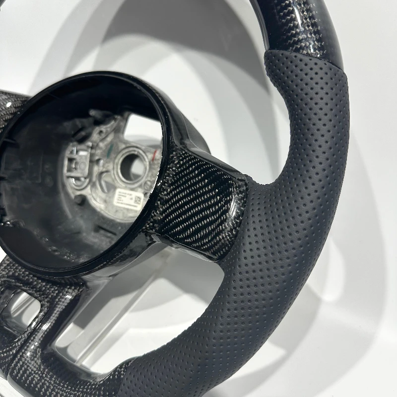 Drop Shipping Real Carbon Fiber Steering Wheel for VW Volkswagen Beetle 2010 2013 2015 2019 2018 2012 with Perforated Leather