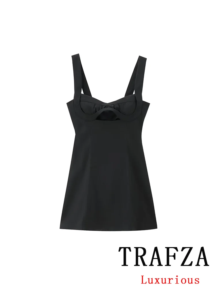 TRAFZA Vintage Sexy Chic Black Women Dress Solid Cami Strapless A-Line Mini Dress New Fashion 2024 Autumn Front Hole Dress