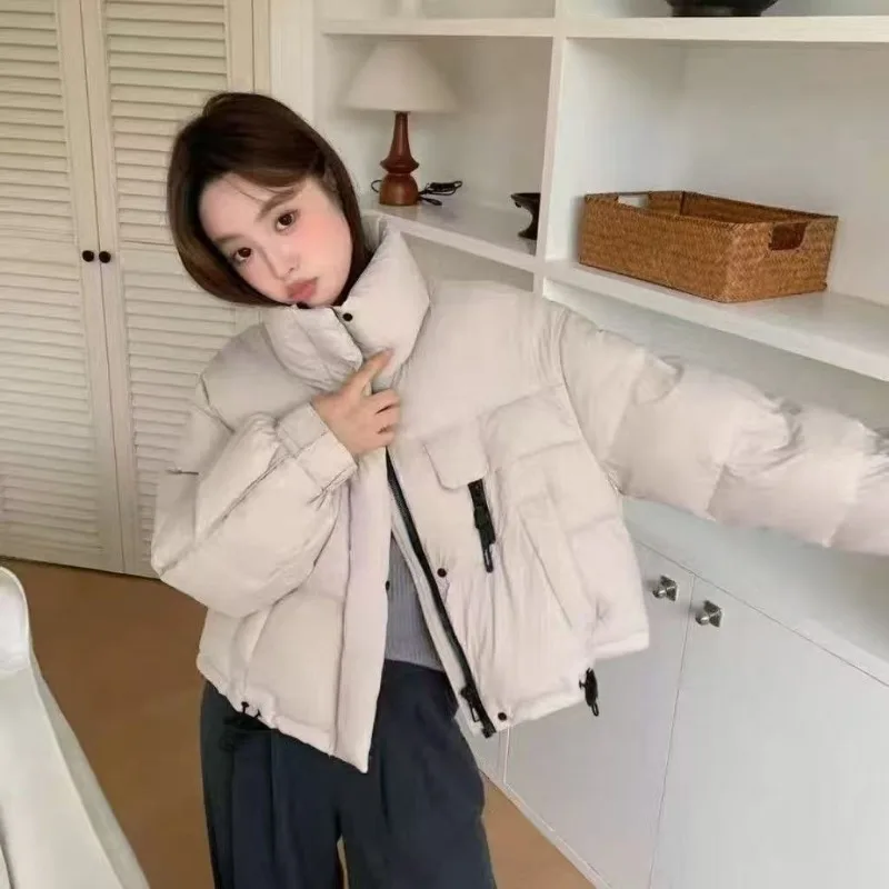 เสื้อแจ็คเก็ตผ้าฝ้ายพัฟฟ์ทรงสั้นสำหรับผู้หญิง สไตล์เกาหลี คอตั้ง เรียบง่าย หนาขึ้น ทรงเล็ก ดูดีมาก