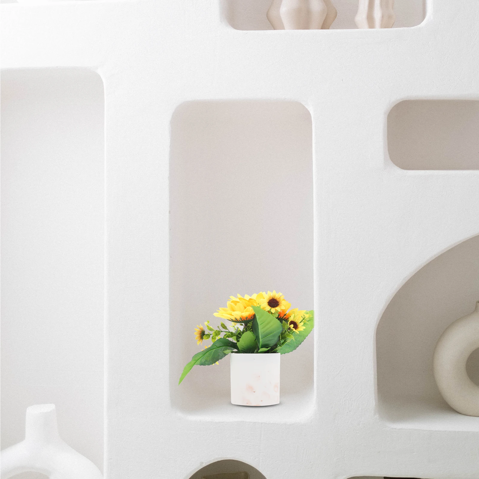 

Mini Artificial Sunflower Potted Plant Plastic Ceramic Table Decor Faux Plant for Home Office Spring Decoration