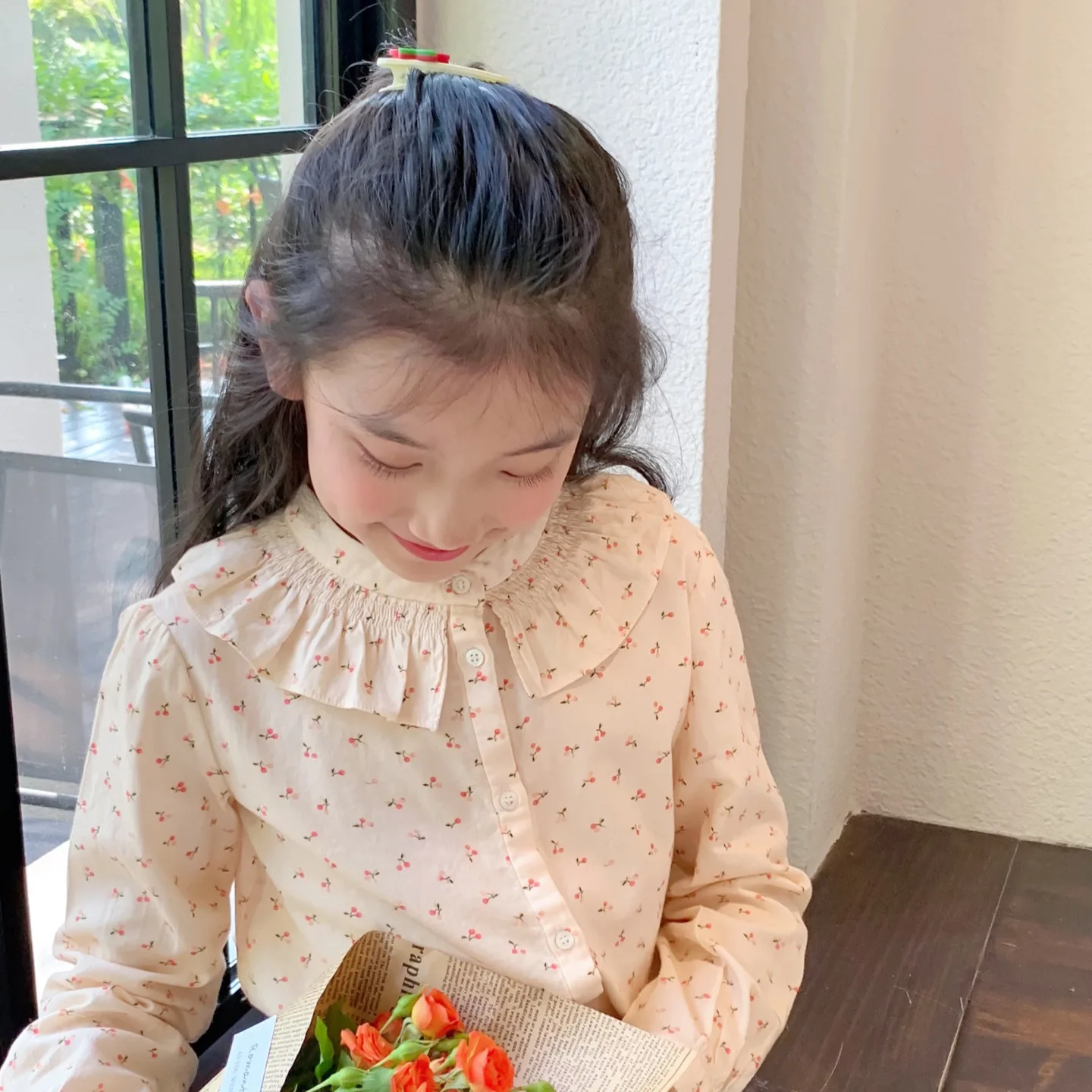 

Girls Shirts 25 Autumn New Kids Girls Printed Long-sleeved Shirt Pleated Collar Girls Blouse