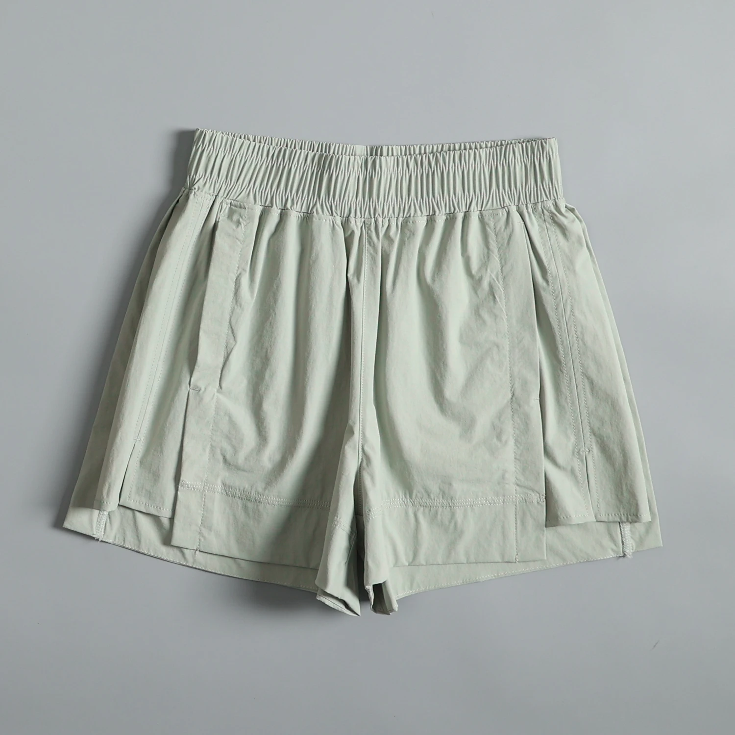Loose breathable sports shorts for women's summer running training quick-drying three-point pants high-looking yoga fitness